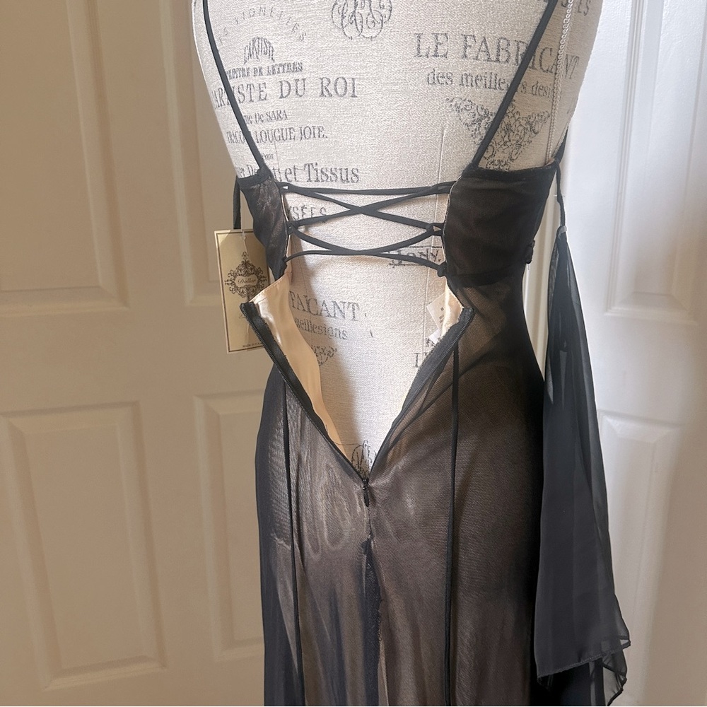 Black Over Gold Vintage Design Long Dress - Picture 8 of 16